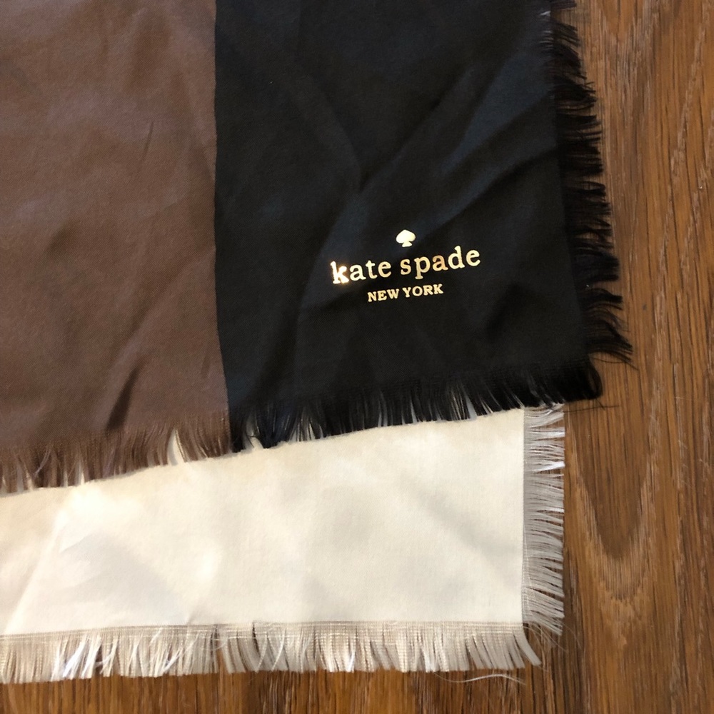 ♠️ Kate Spade 48x48 Color Block Scarf